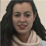 Estudiante universitaria se ofrece para dar clases online de todas las asignaturas en primaria y de las asignaturas de matemáticas, física y química e inglés a nivel de la ESO. experiencia demostrable